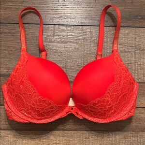 Victoria’s Secret Dream Angels Coral Lace Push Up Bra, 32C